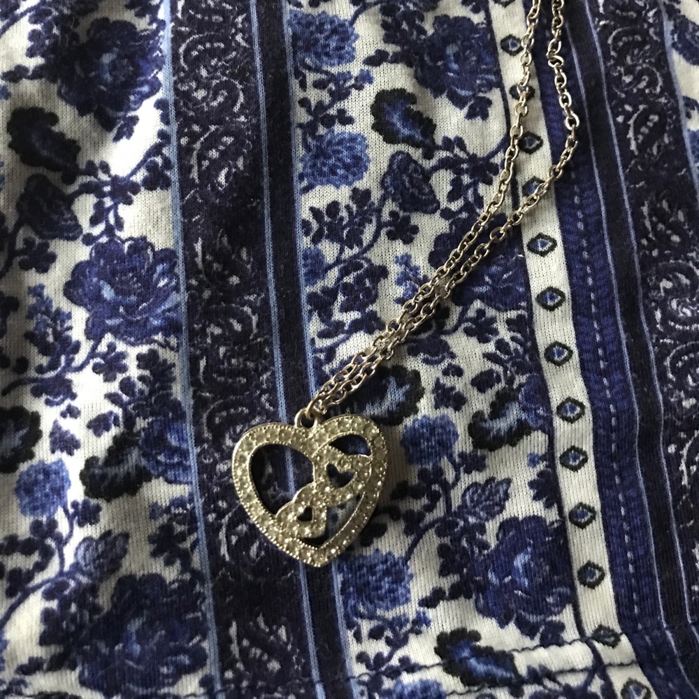Heart bling necklace